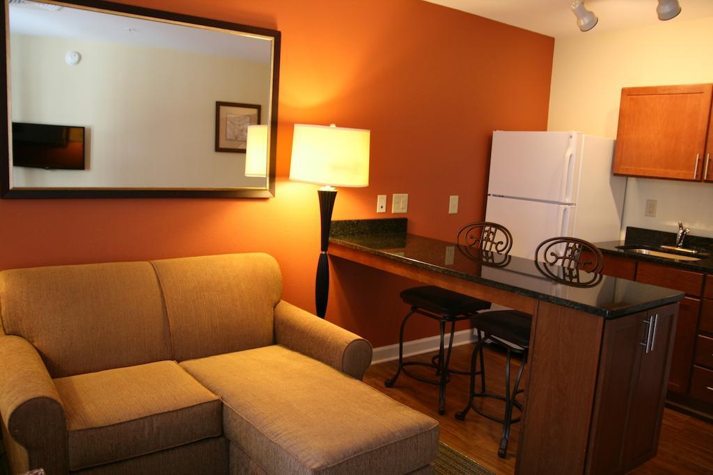 Affordable Suites - Fayetteville/Fort Bragg 객실 사진